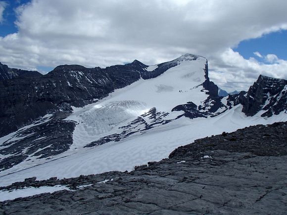 Joffre - follow rock to ridge in glacier unless snow is easy to walk on.