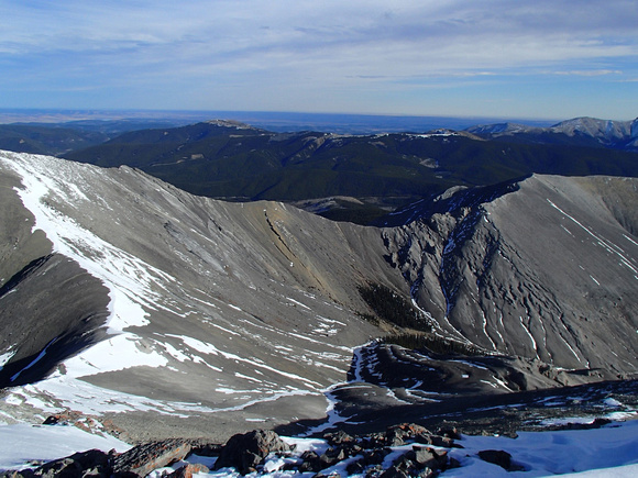 Ridge between 412443 and 427439 is scramble due to rock formations and slabs